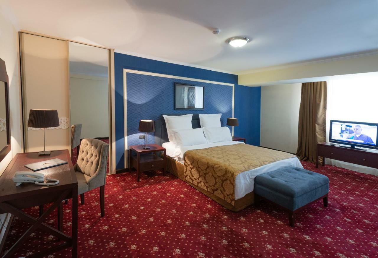 Ani Plaza Hotel Jerevan Eksteriør billede