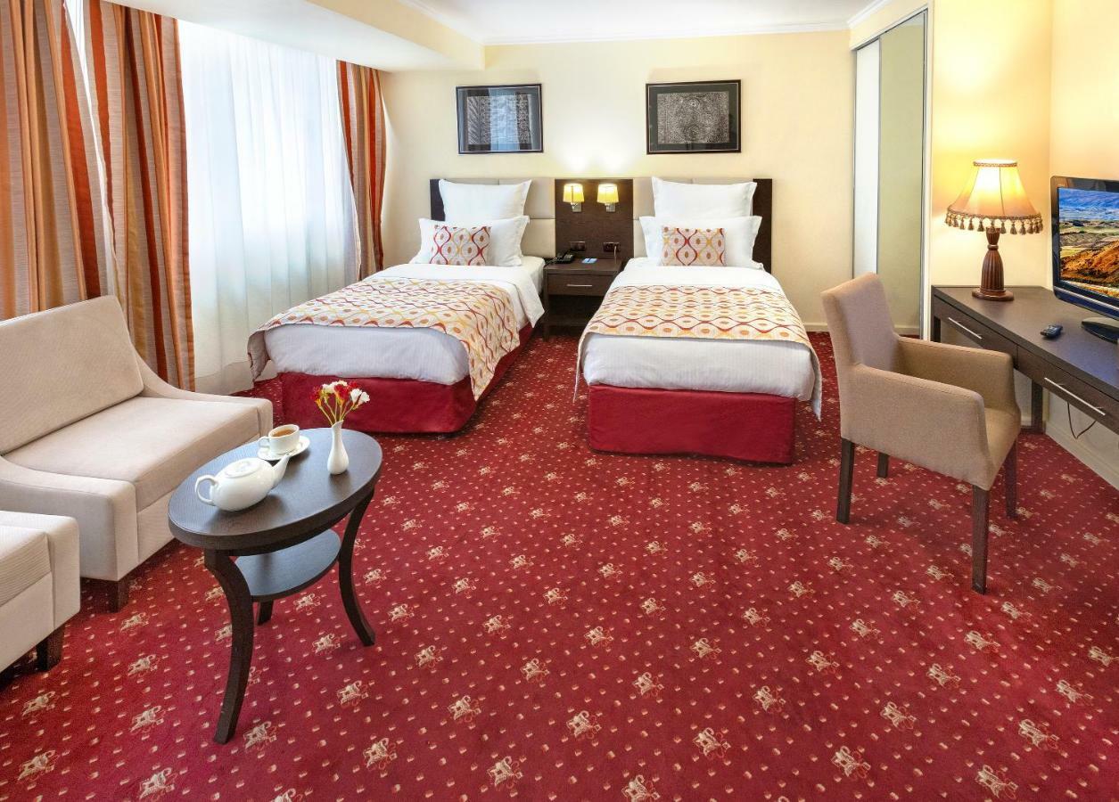 Ani Plaza Hotel Jerevan Eksteriør billede